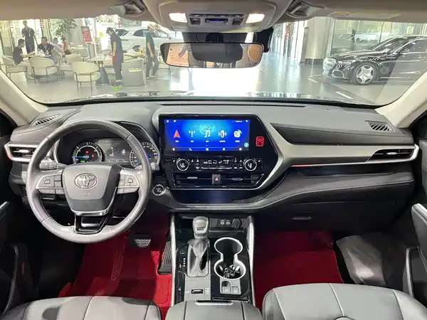 Toyota Highlander 2023
