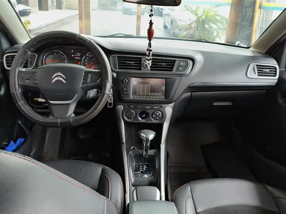 Citroen C3-XR 2015 — фото 12