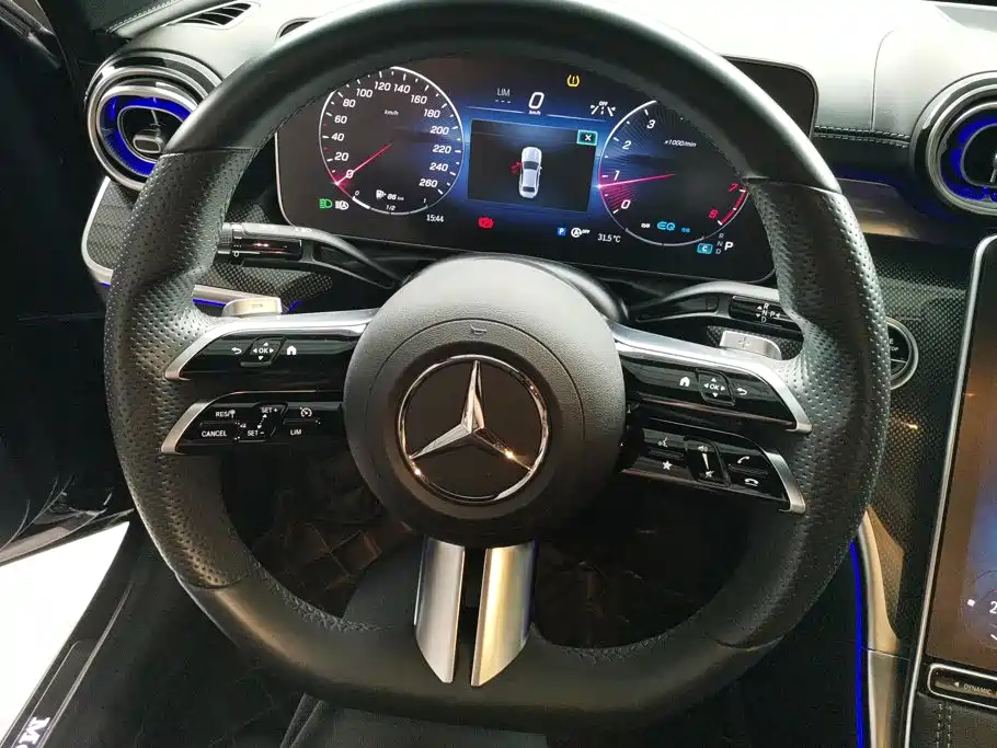 Mercedes-Benz C-Class 2022 — фото 15