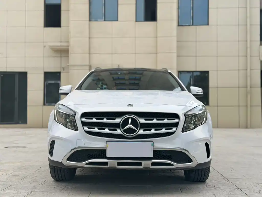 Mercedes-Benz GLA 2019