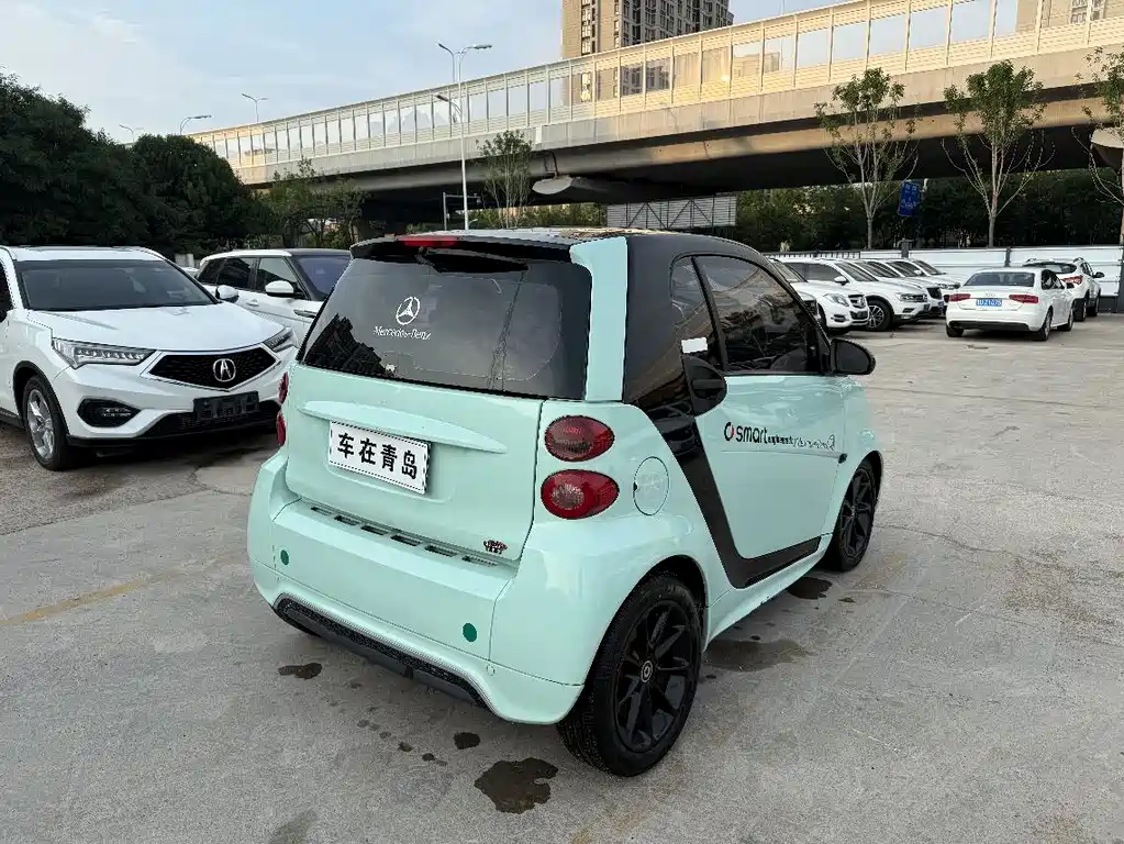 smart Fortwo 2014 — фото 11