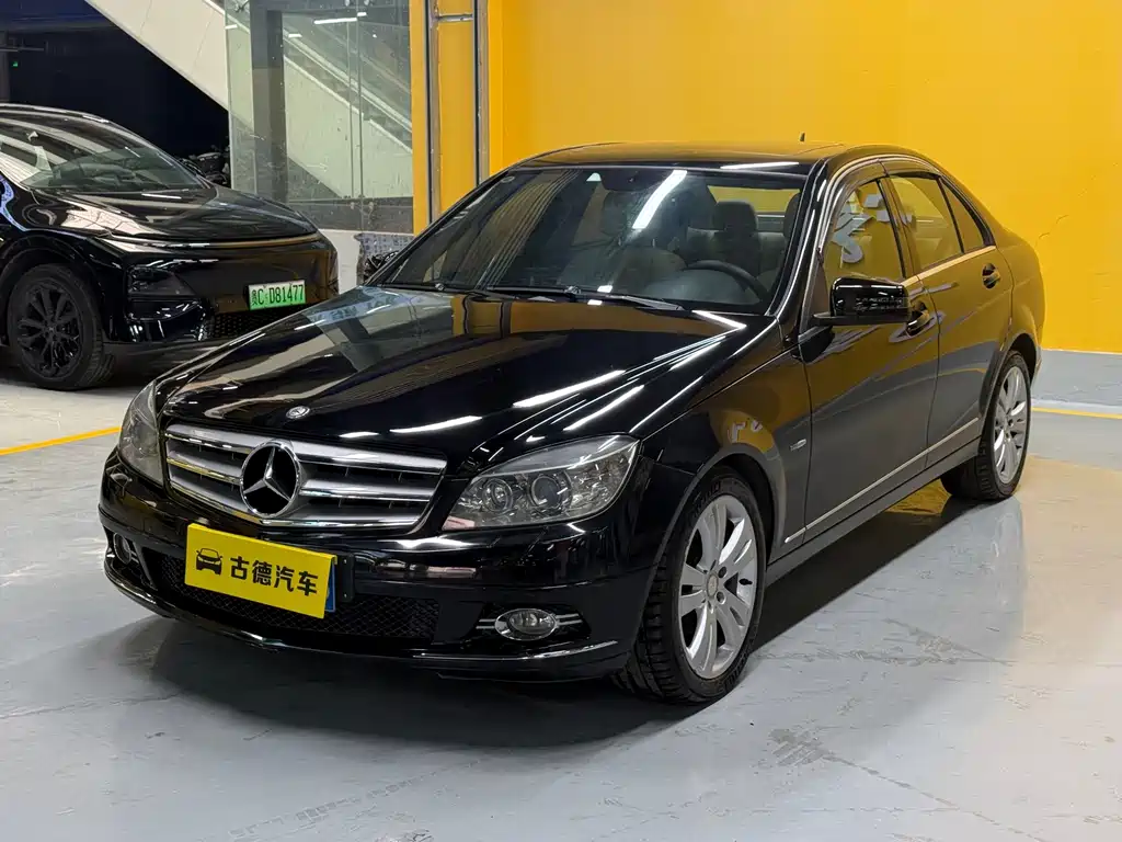 Mercedes-Benz C-Class 2012