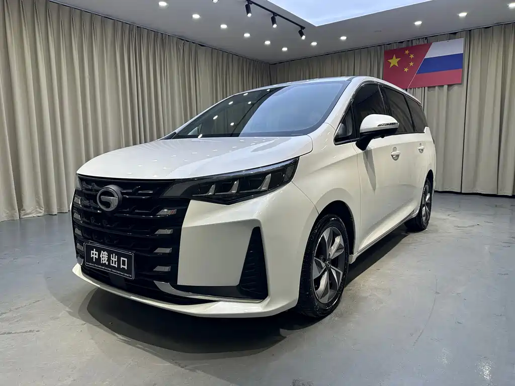 GAC Trumpchi M6 2021 — фото 1