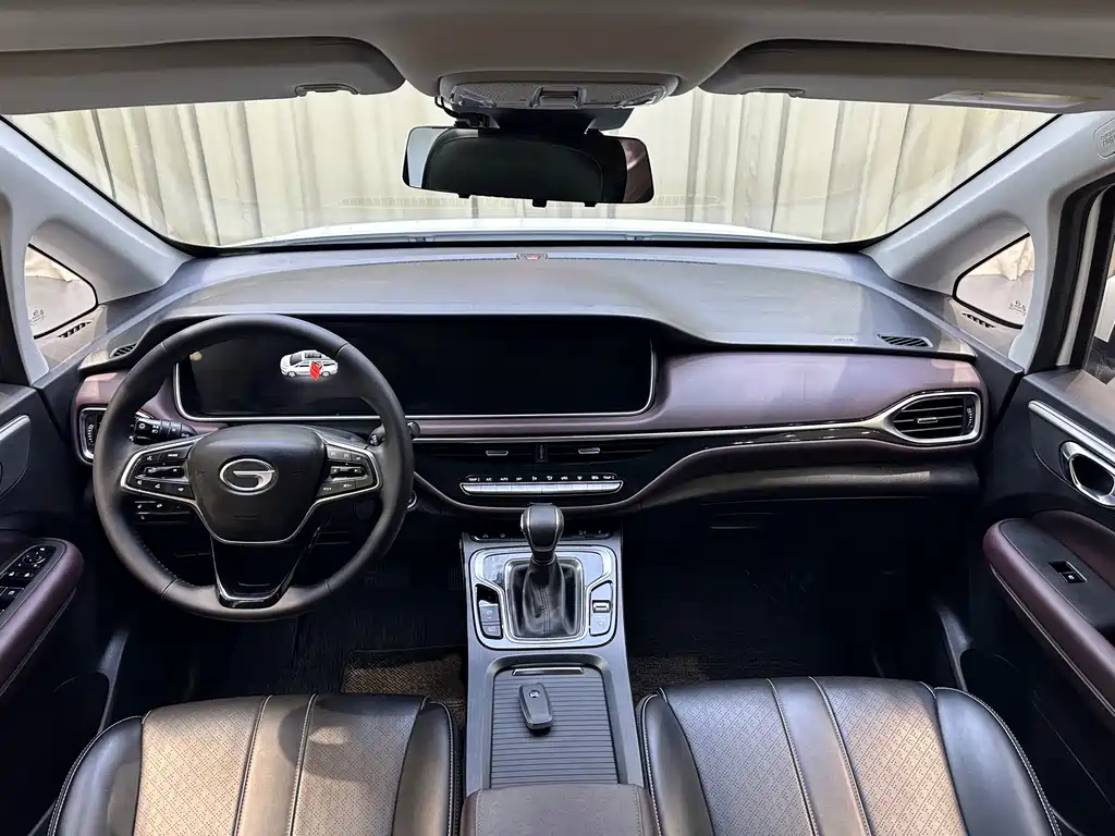 GAC Trumpchi M6 2021 — фото 16