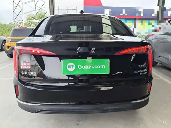 Hongqi E-QM5 2023