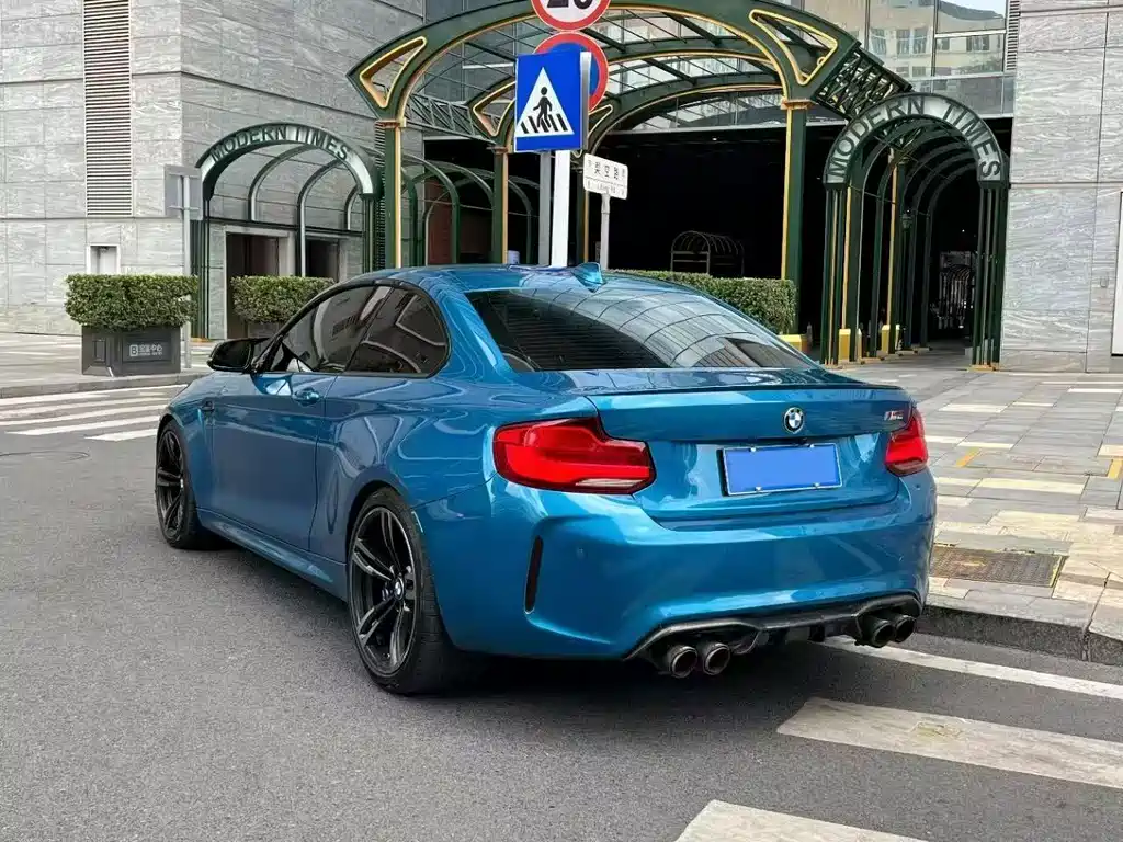 BMW M2 2018 — фото 8