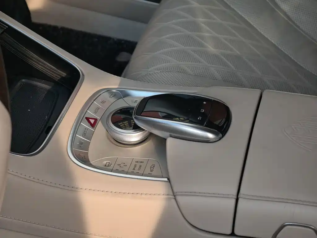 Mercedes-Benz Maybach S-Class 2016 — фото 13