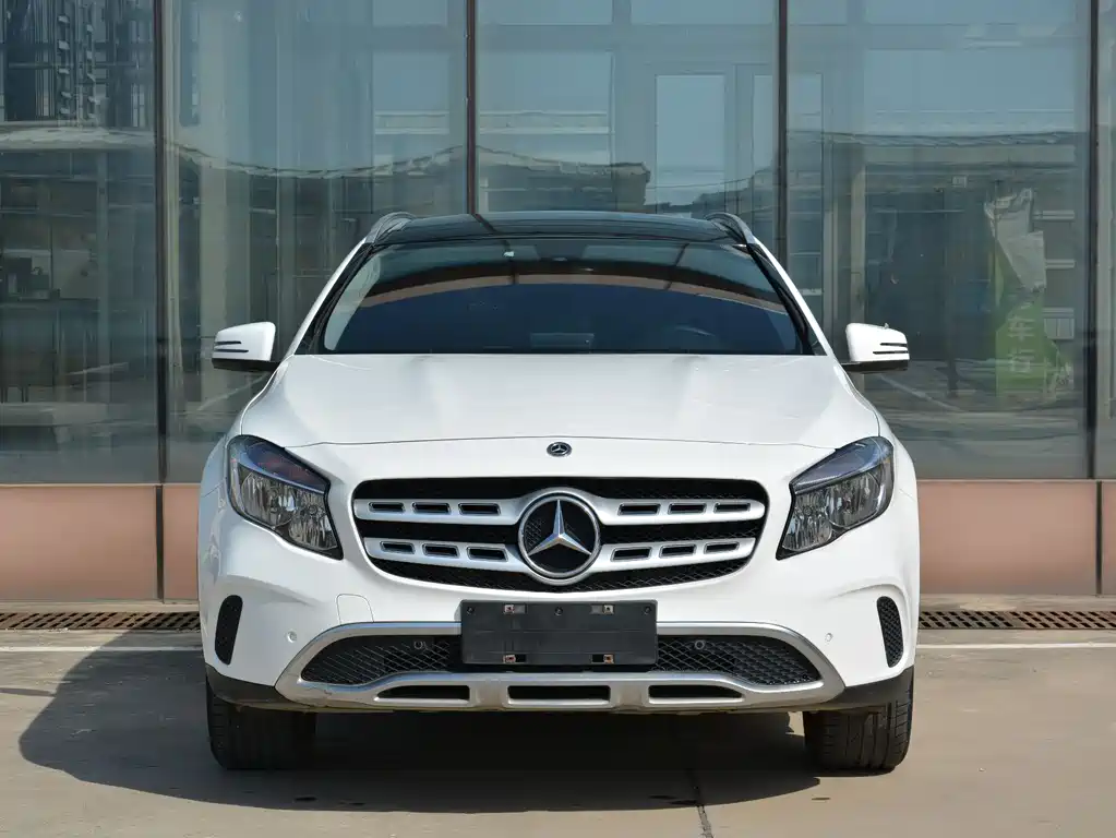 Mercedes-Benz GLA 2019