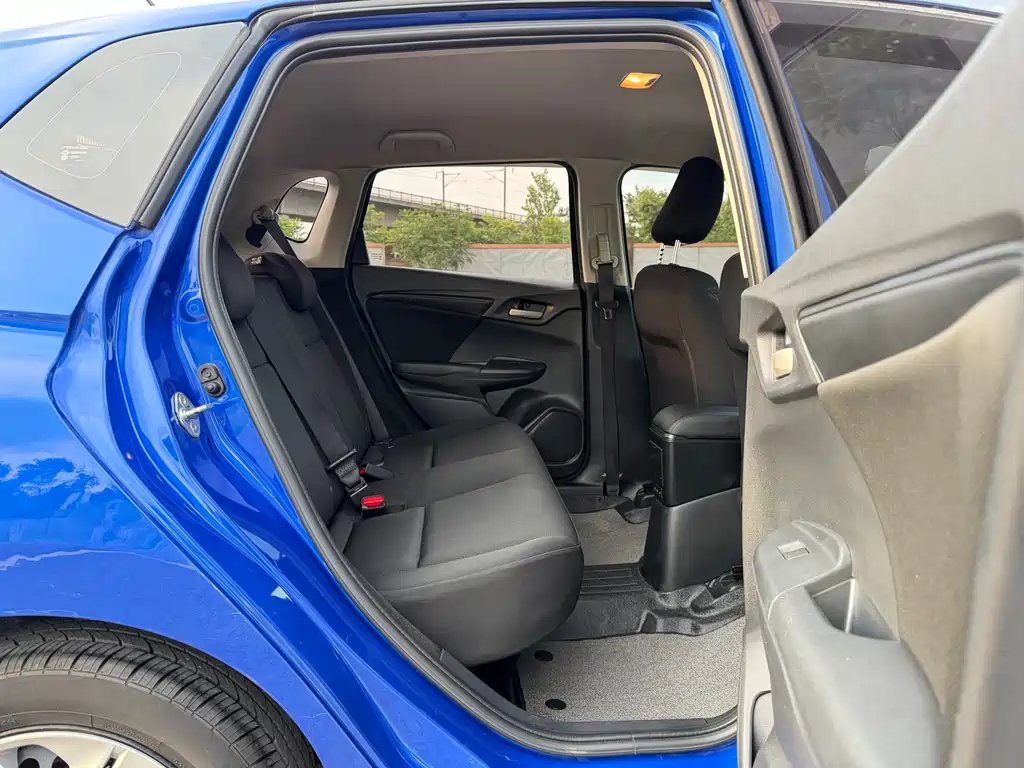 Honda Fit 2018 — фото 13