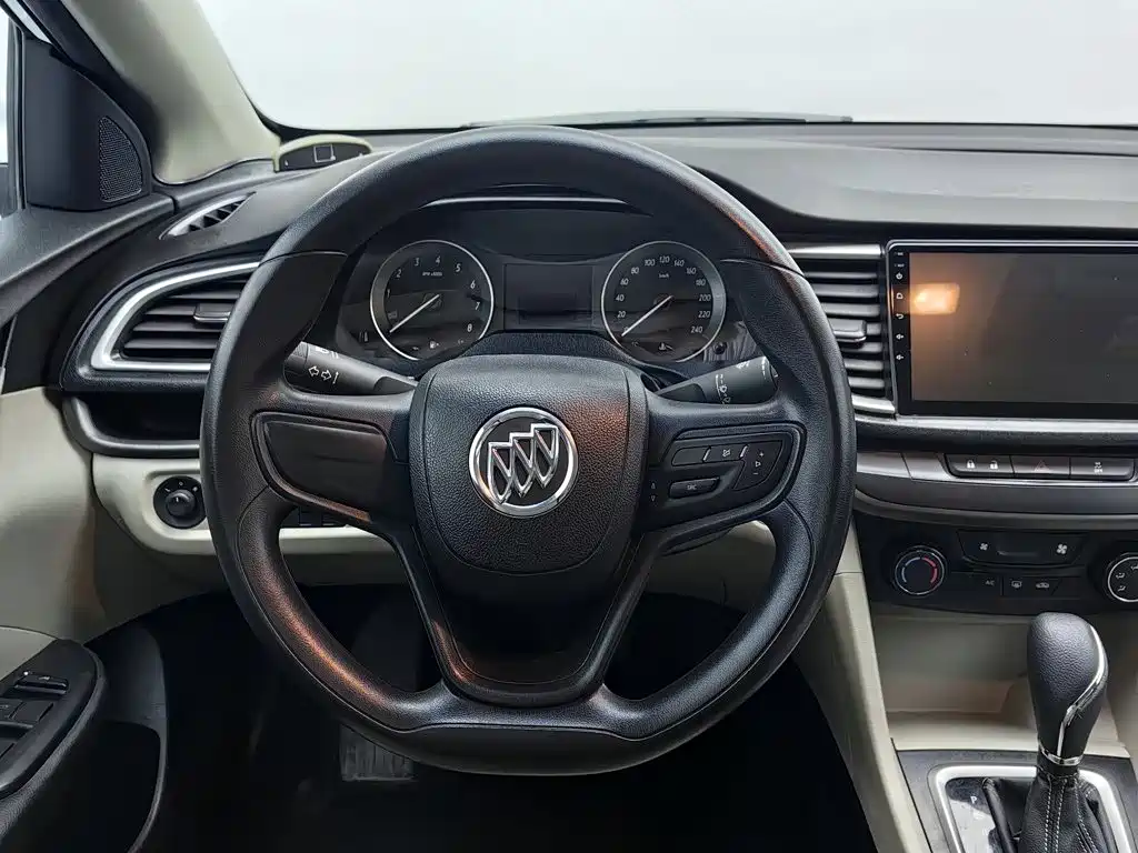 Buick Excelle GT 2017 — фото 11