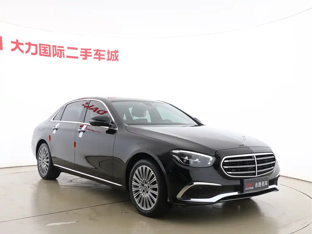 Mercedes-Benz E-Class 2023 — фото 3