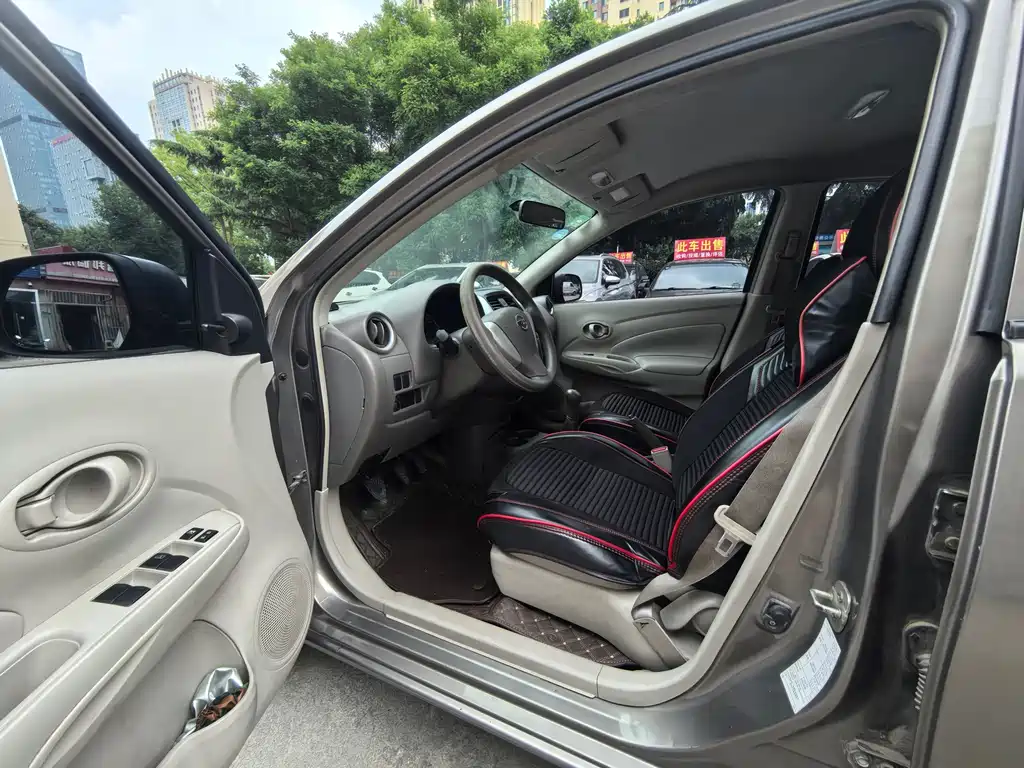Nissan Sunny 2016 — фото 12