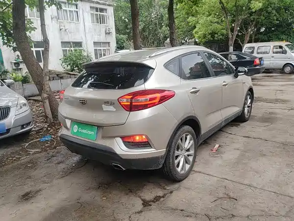 Geely Emgrand GS 2016