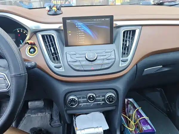 Soueast DX7 2015