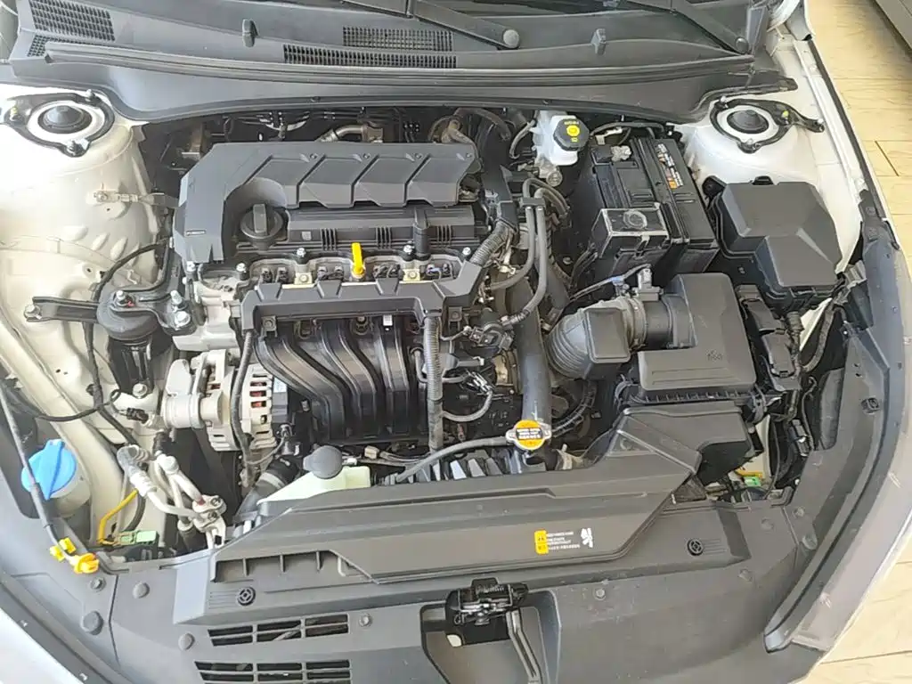 Hyundai Elantra 2023 — фото 20