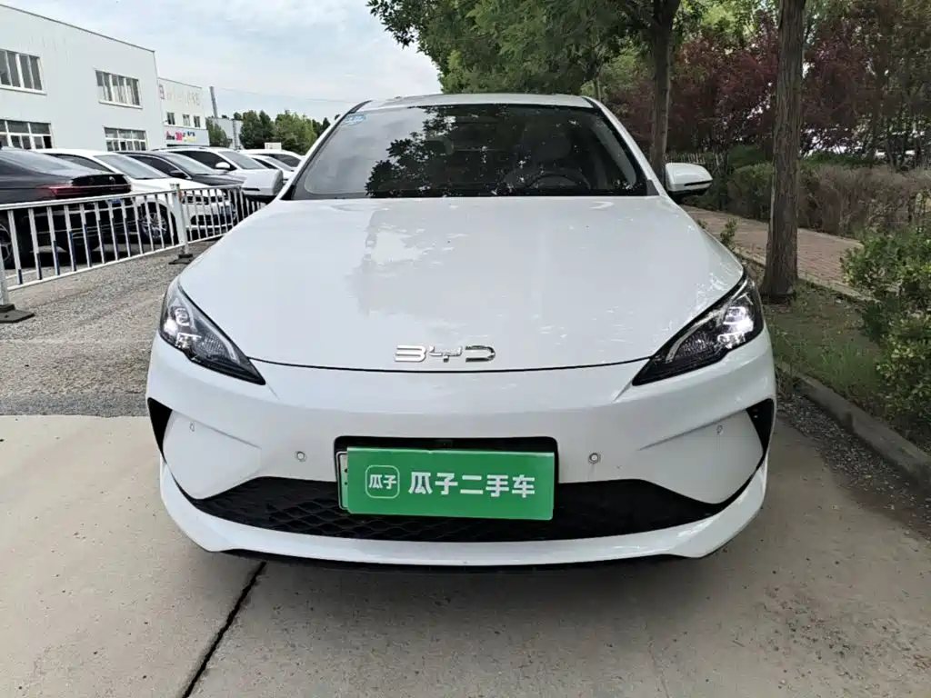 BYD Seal 05 DM-i 2025 — фото 3