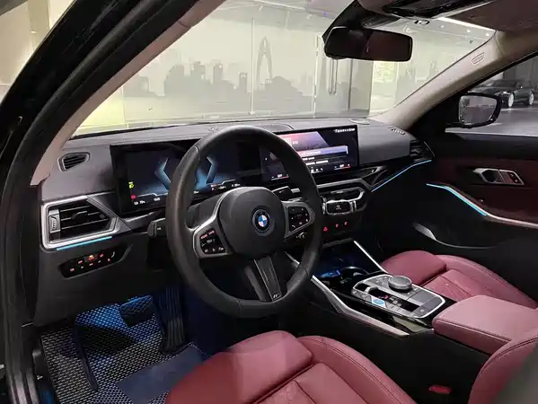 BMW i3 2024