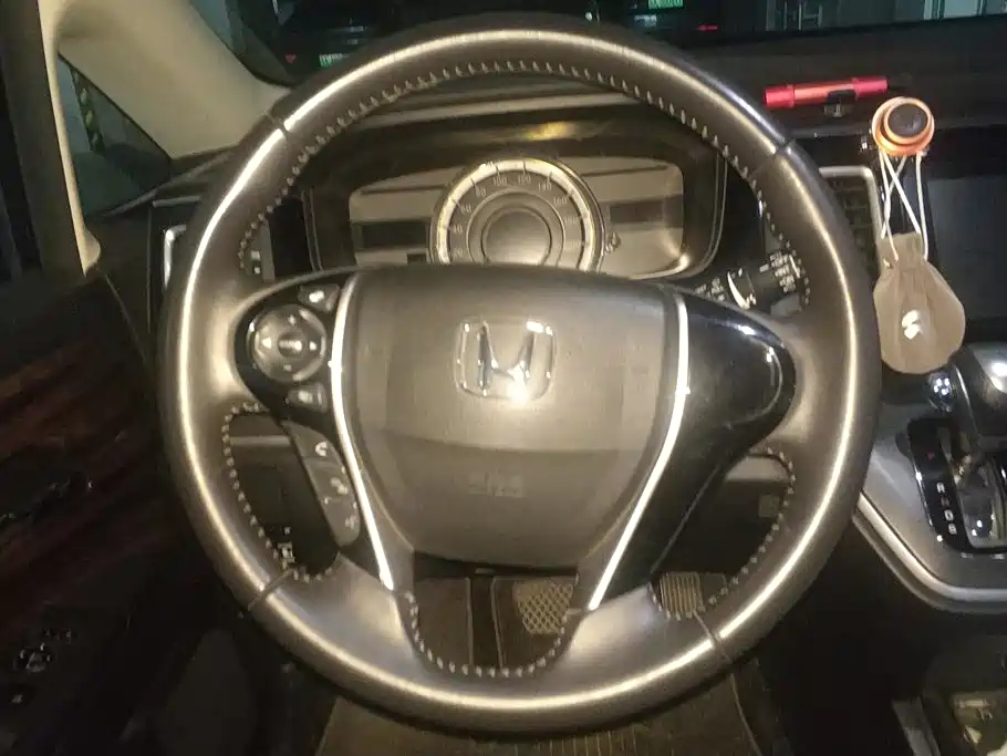 Honda Elysion 2018 — фото 15