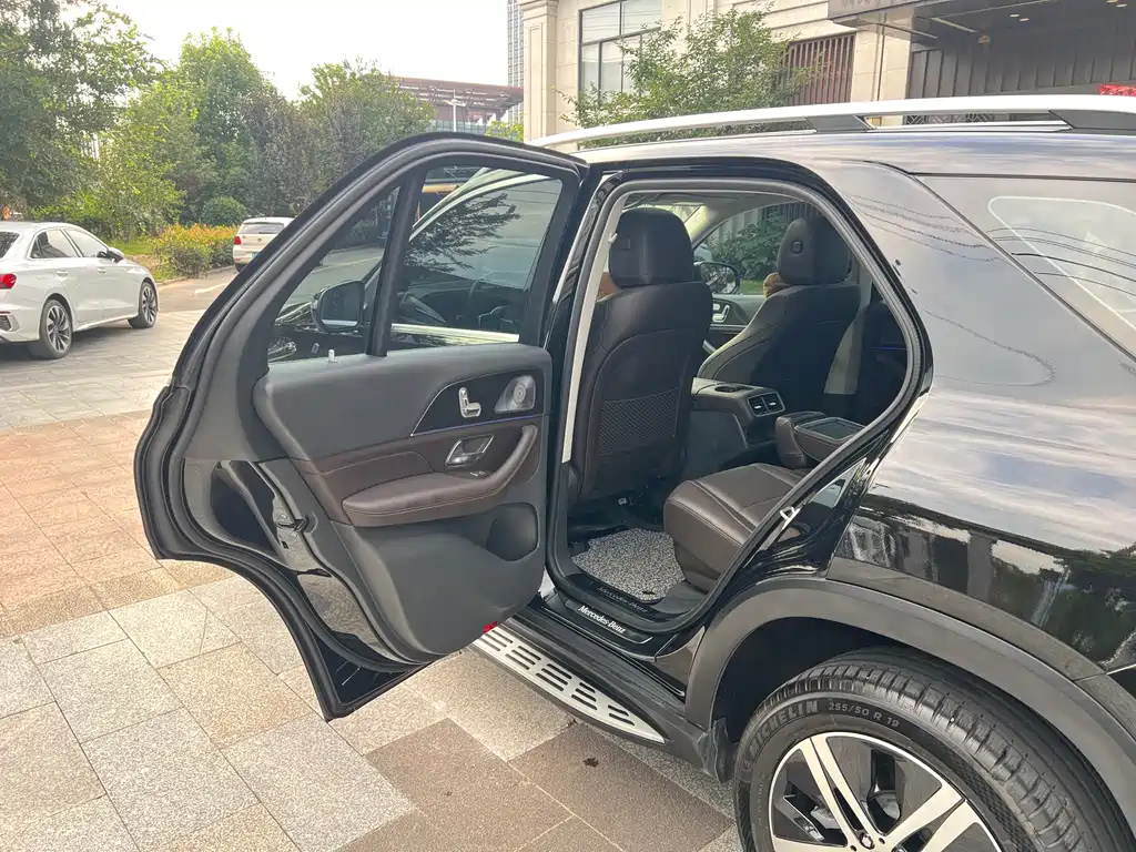 Mercedes-Benz GLE 2020 — фото 10