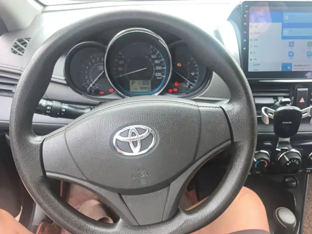Toyota Vios 2016 — фото 11