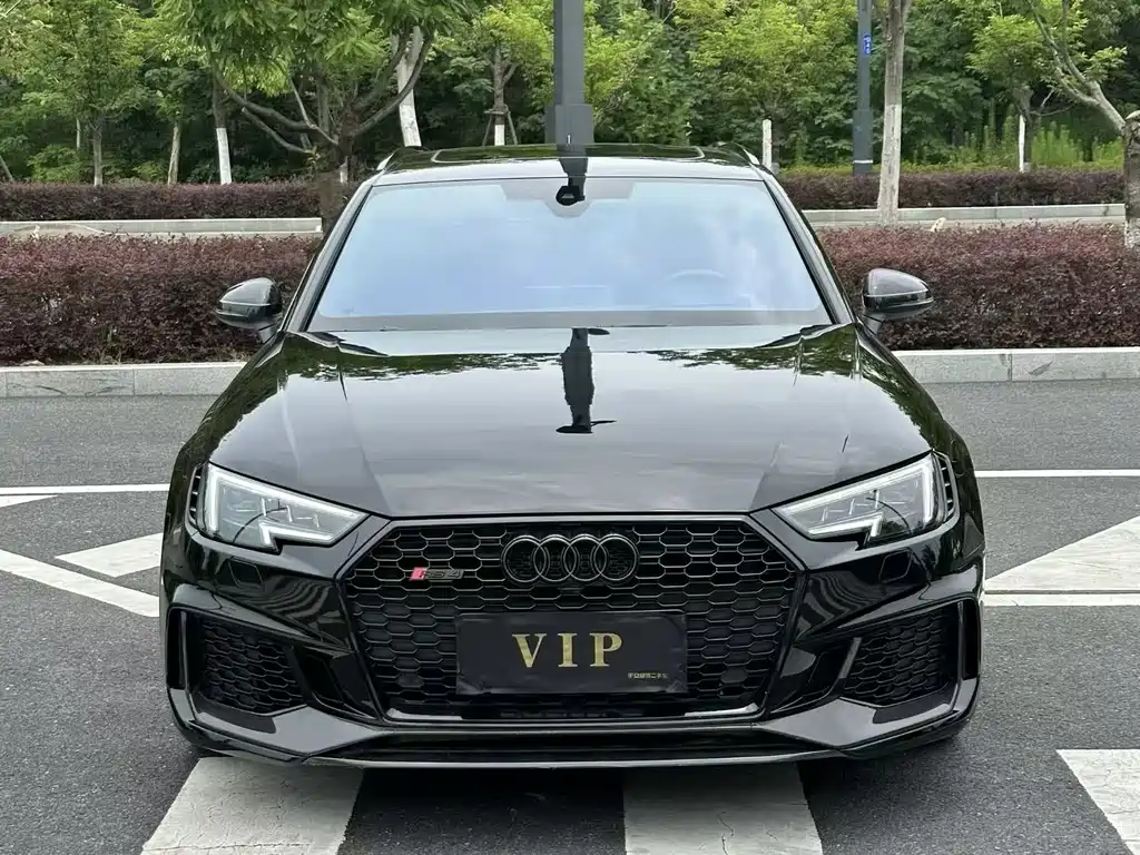 Audi RS 4 2020 — фото 2