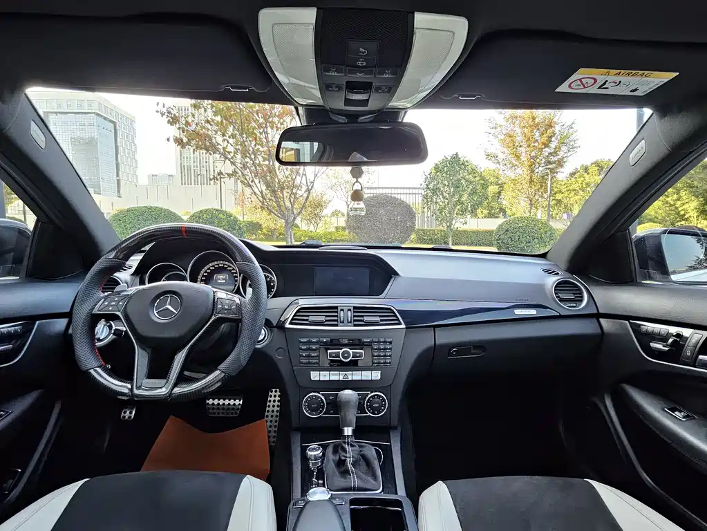 Mercedes-Benz C-Class AMG 2014 — фото 13
