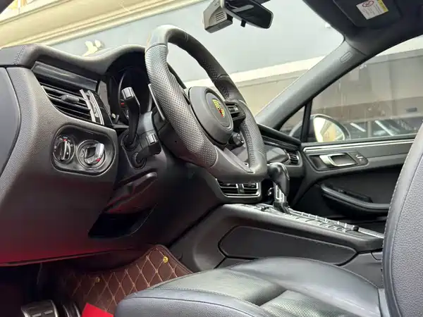 Porsche Macan 2018
