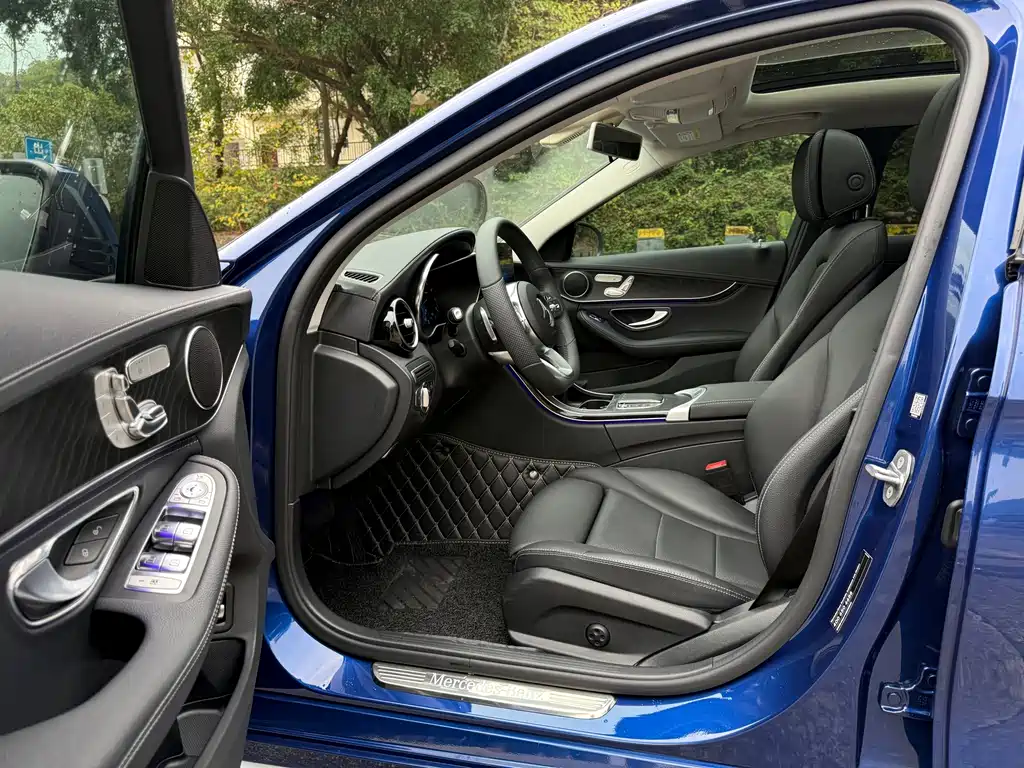 Mercedes-Benz C-Class 2020