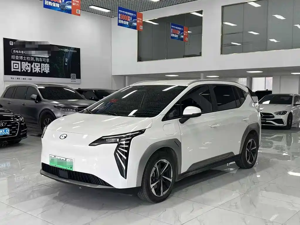 Aion Y 2025