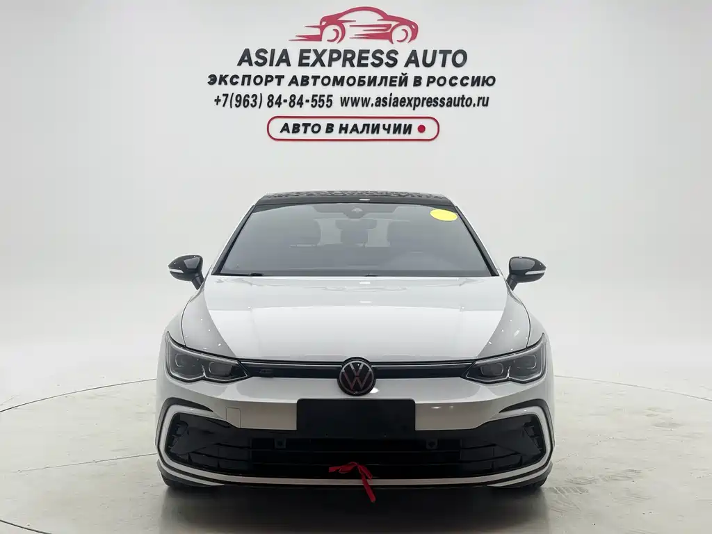 Volkswagen Golf 2021