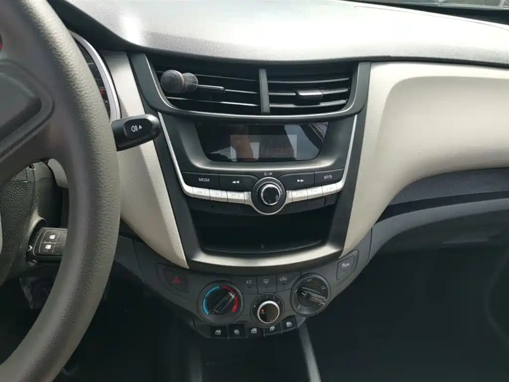 Chevrolet Sail 2018 — фото 13