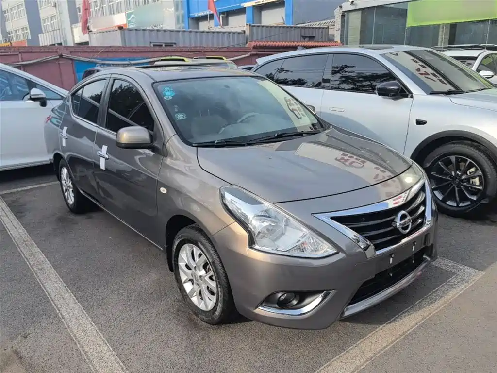 Nissan Sunny 2015 — фото 4