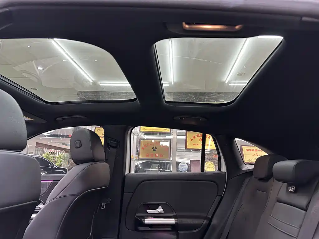 Mercedes-Benz GLA 2023 — фото 11