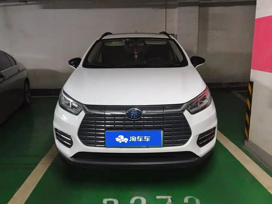 BYD Yuan EV 2018