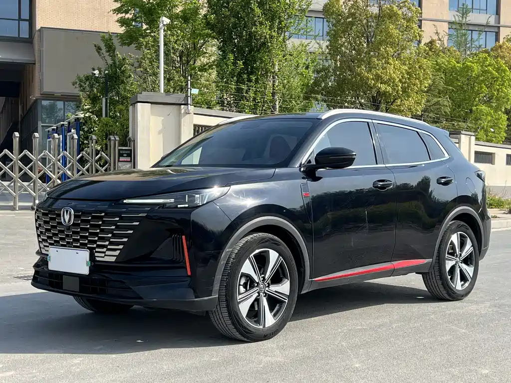Changan CS55PLUS 2022 — фото 1