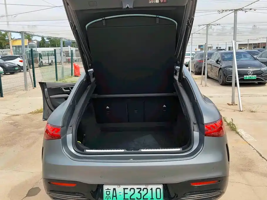 Mercedes-Benz EQS AMG 2025 — фото 10
