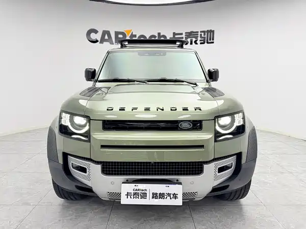 Land Rover Defender 2020