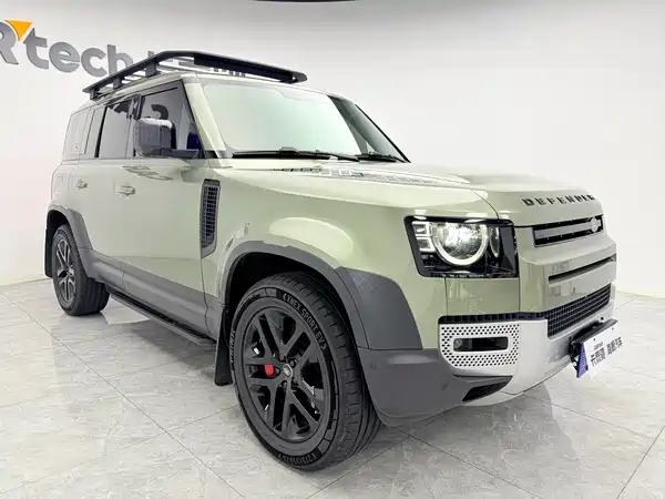 Land Rover Defender 2020