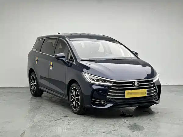 BYD Song MAX 2017