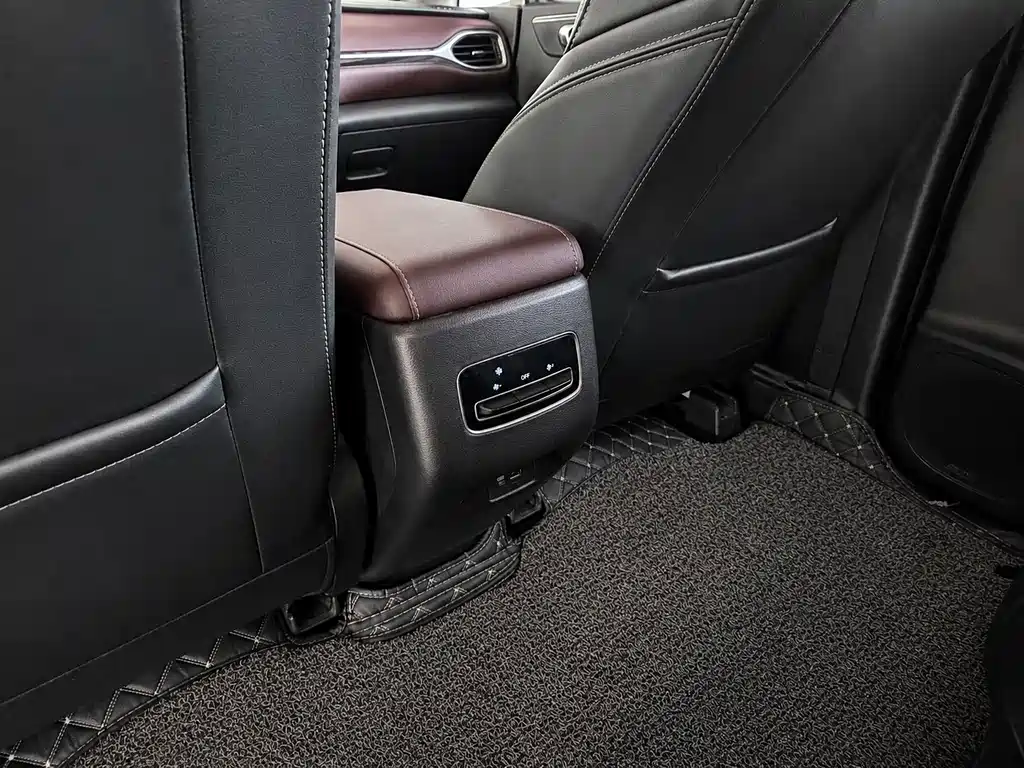 GAC Trumpchi M6 2022 — фото 18
