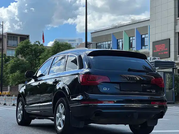 Audi Q7 2013