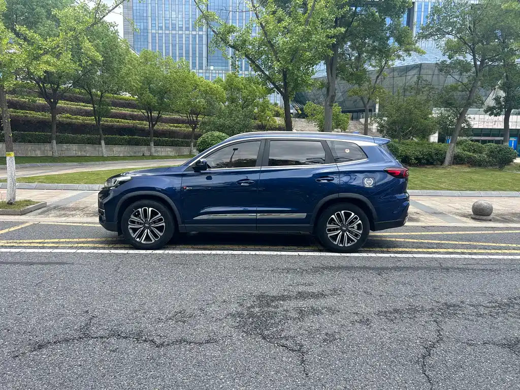 Chery Tiggo 8 2019 — фото 7