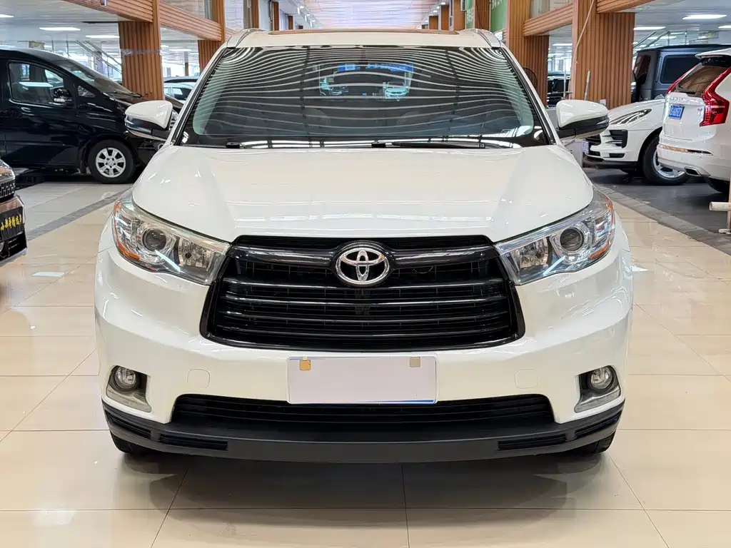 Toyota Highlander 2016 — фото 2