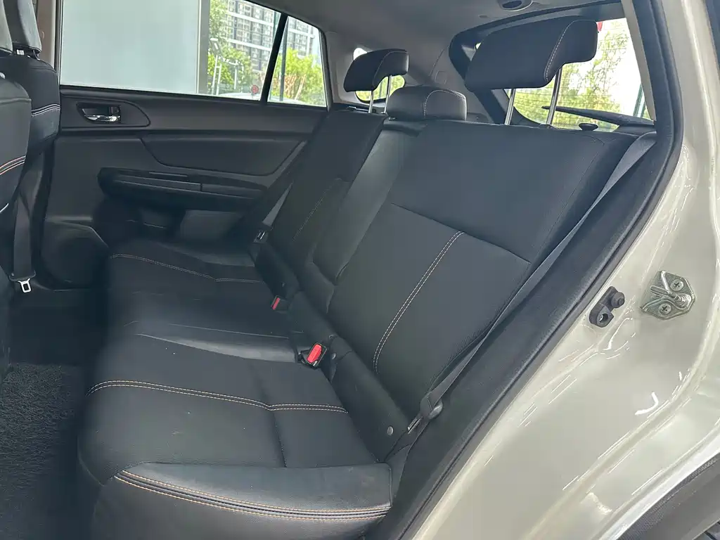 Subaru XV 2013 — фото 17