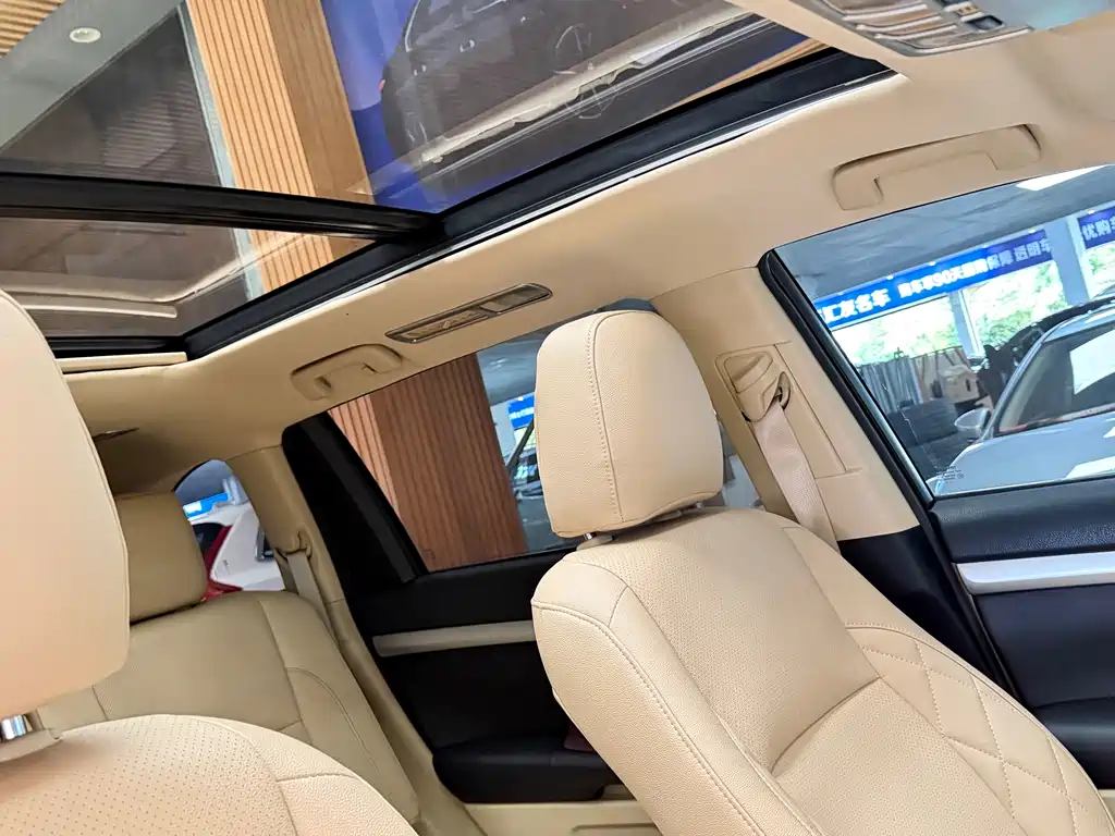 Toyota Highlander 2016 — фото 12