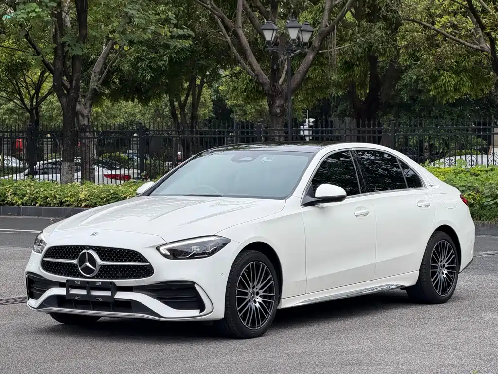 Mercedes-Benz C-Class 2022 — фото 1