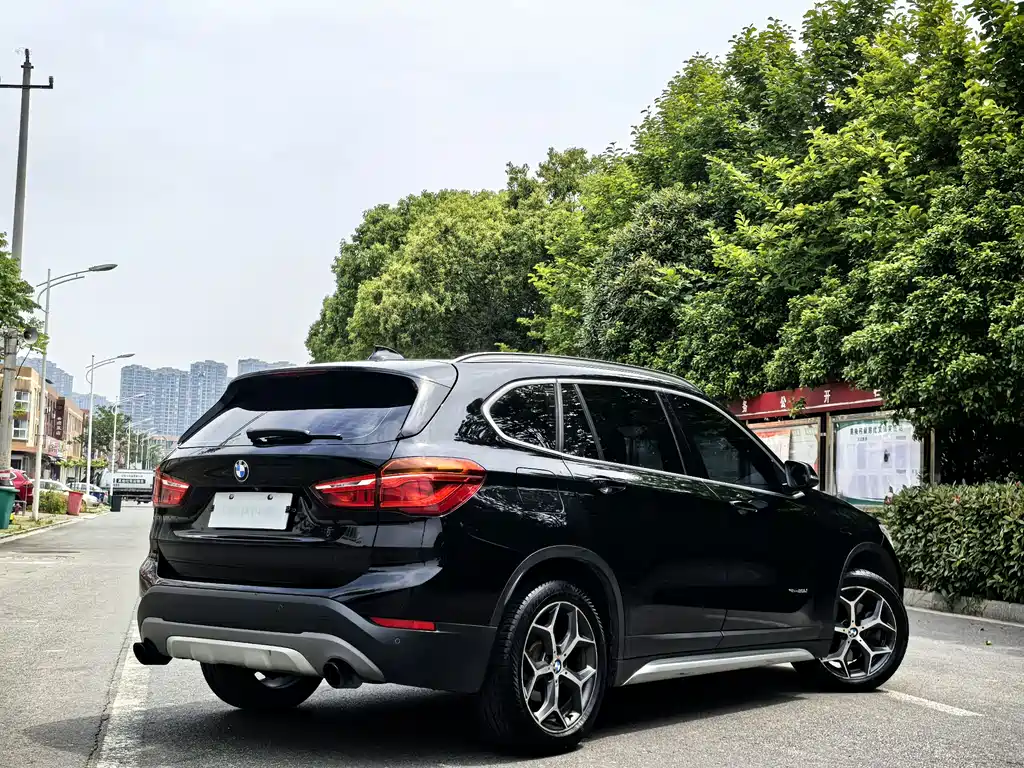 BMW X1 2017 — фото 5