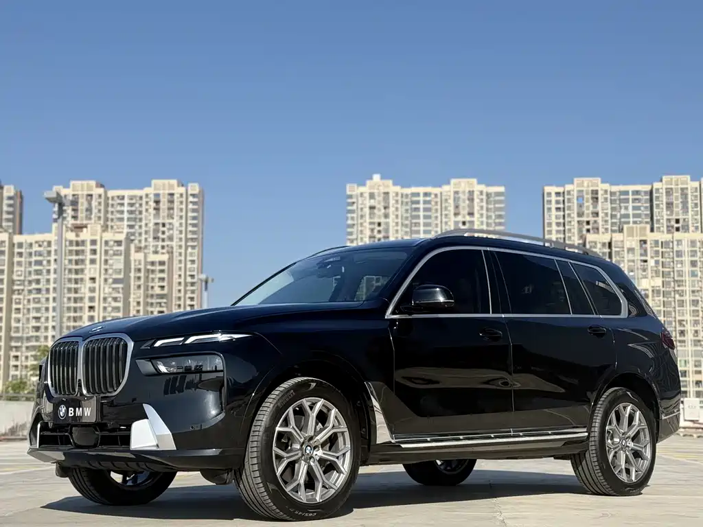 BMW X7 2023 — фото 2