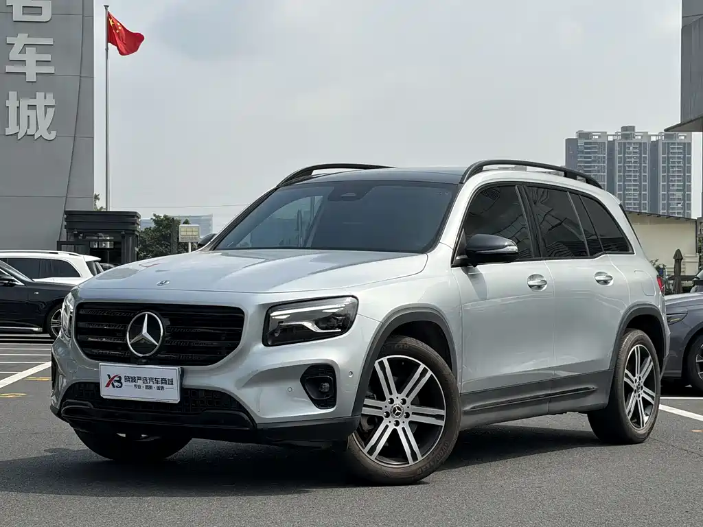 Mercedes-Benz GLB 2023
