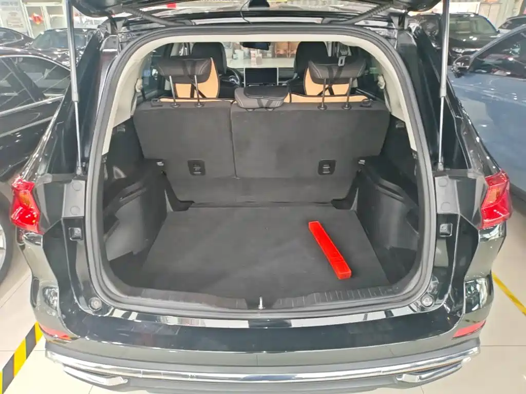 Haval M6 2023 — фото 19